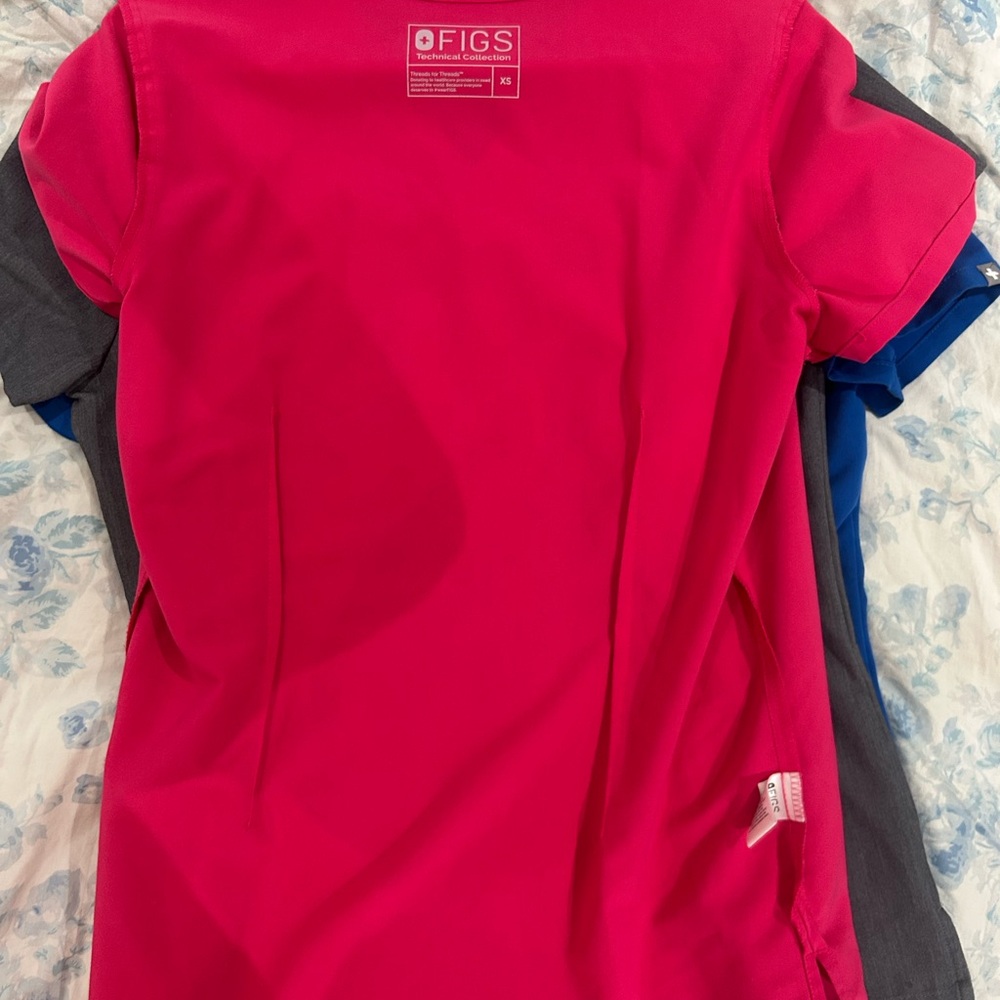 Figs Kids Bright Pink Short Sleeve Tee